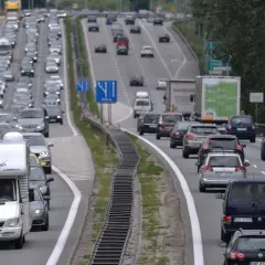 Jak jechać autostradą: uniknij najczęstszych błędów i zagrożeń