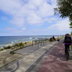 Najlepsza trasa do Kołobrzegu z Warszawy – uniknij korków i stresu