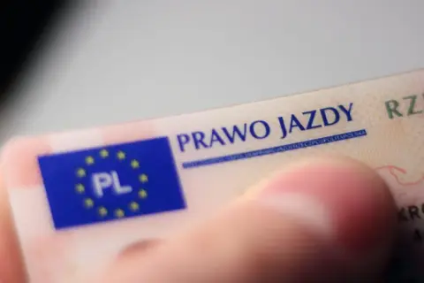 Prawo jazdy ile ważne - poznaj okres ważności i zasady odnawiania