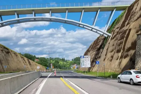 Ile maksymalnie można jechać na autostradzie? Sprawdź zasady i kary